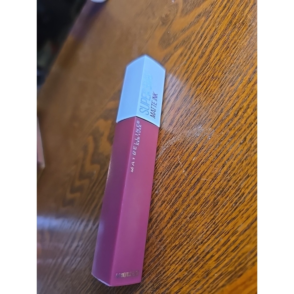 Maybelline SuperStay Matte Ink Liquid Lipstick #335 Hustler Broken Seal, Unused